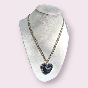 Gorgeous Black heart pendant Statement necklace